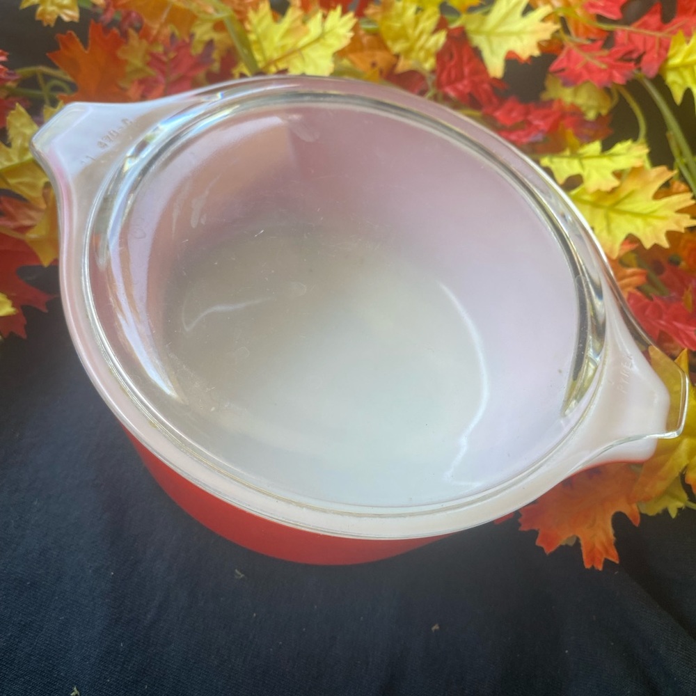 Vintage Pyrex bakeware - Picture 13 of 16